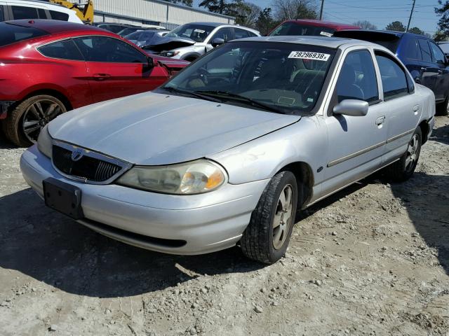 1MEFM66L4YK609061 - 2000 MERCURY MYSTIQUE L SILVER photo 2