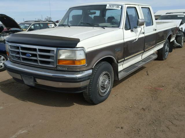 2FTJW35M6NCA13092 - 1992 FORD F350 BROWN photo 2