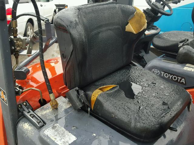 00000000000067856 - 2004 TOYOTA FORKLIFT ORANGE photo 6