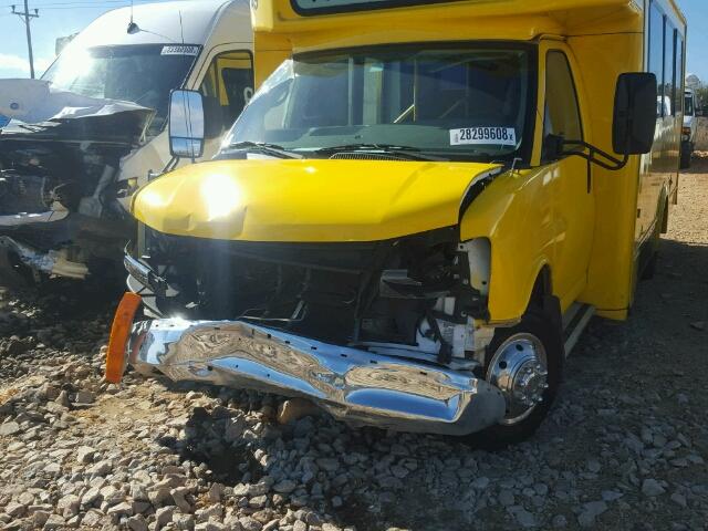 1GB6G5BG6B1154498 - 2011 CHEVROLET EXPRESS G4 YELLOW photo 9