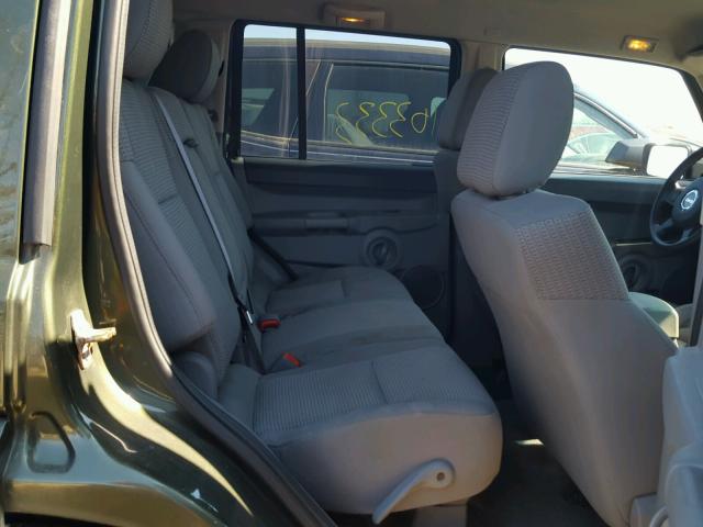1J8HG48P77C584910 - 2007 JEEP COMMANDER GREEN photo 6