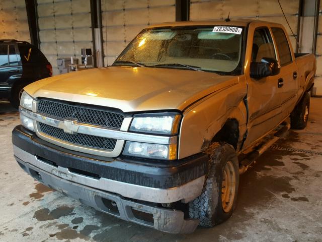 1GCHK23U14F247408 - 2004 CHEVROLET SILVERADO GOLD photo 2