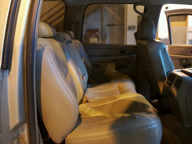 1GCHK23U14F247408 - 2004 CHEVROLET SILVERADO GOLD photo 6