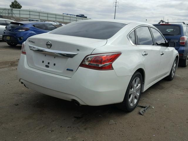 1N4AL3AP2DN497818 - 2013 NISSAN ALTIMA 2.5 WHITE photo 4