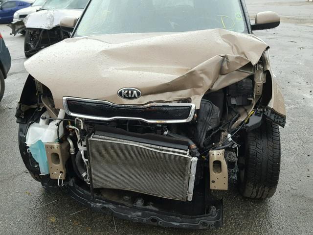 KNDJP3A55F7112143 - 2015 KIA SOUL + BROWN photo 9