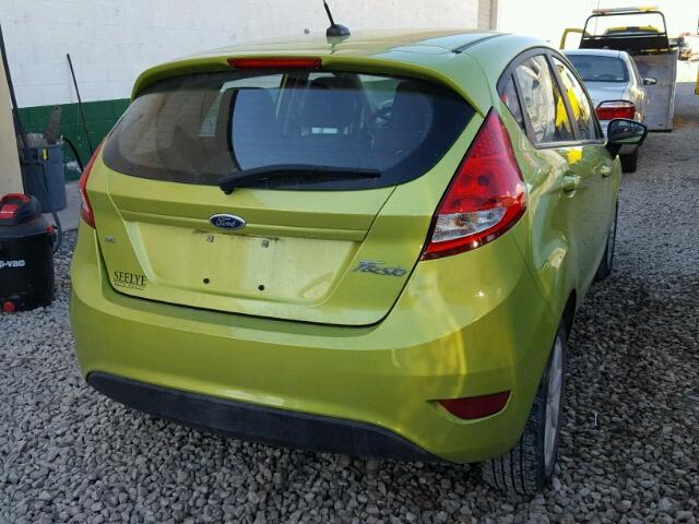 3FADP4EJ8BM202743 - 2011 FORD FIESTA SE GREEN photo 4