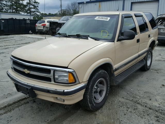 1GNCS13W3S2207350 - 1995 CHEVROLET BLAZER TAN photo 2