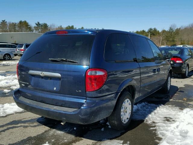 2C4GP44392R698106 - 2002 CHRYSLER TOWN & COU BLUE photo 4