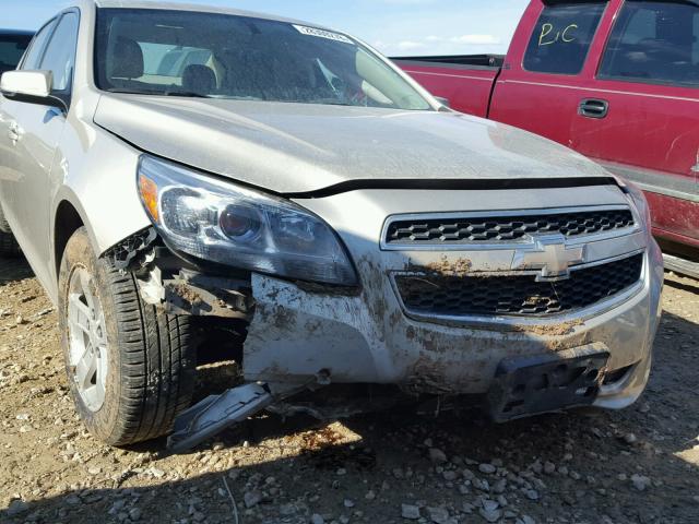 1G11C5SA0DF199593 - 2013 CHEVROLET MALIBU 1LT 奶油色 照片 9