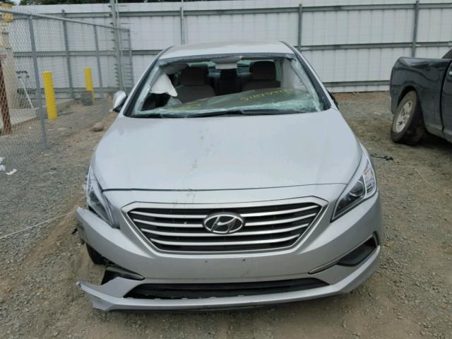 5NPE24AFXGH406424 - 2016 HYUNDAI SONATA SE SILVER photo 9