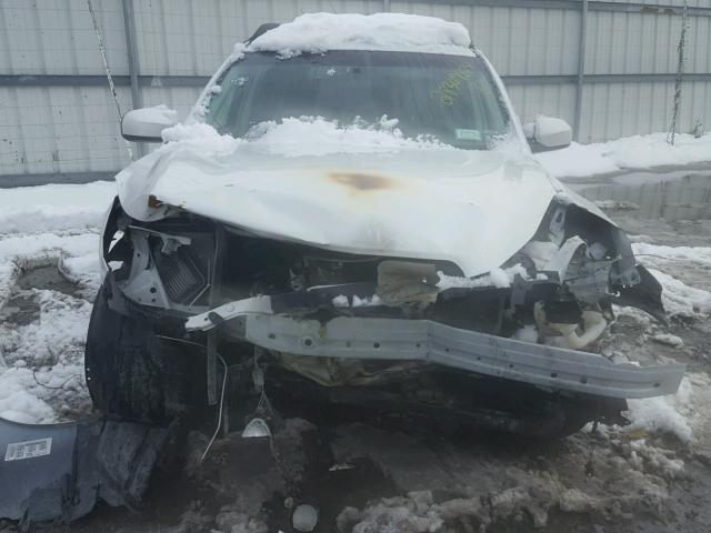 4S4BRBCC2C3217337 - 2012 SUBARU OUTBACK 2. WHITE photo 9