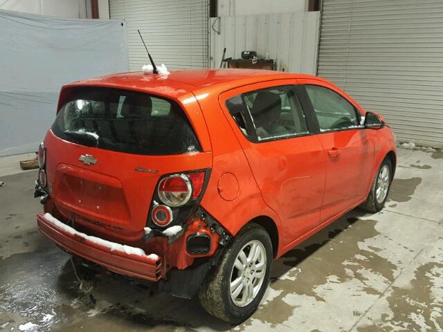 1G1JA6SH4C4118257 - 2012 CHEVROLET SONIC LS 红色 照片 4