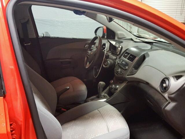 1G1JA6SH4C4118257 - 2012 CHEVROLET SONIC LS RED photo 5