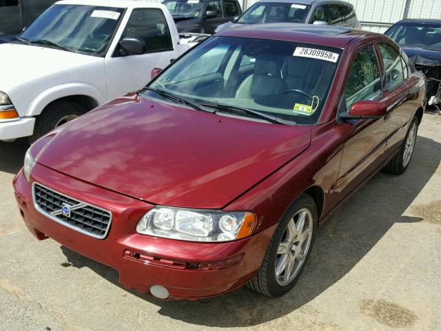 YV1RH592052442218 - 2005 VOLVO S60 2.5T RED photo 2