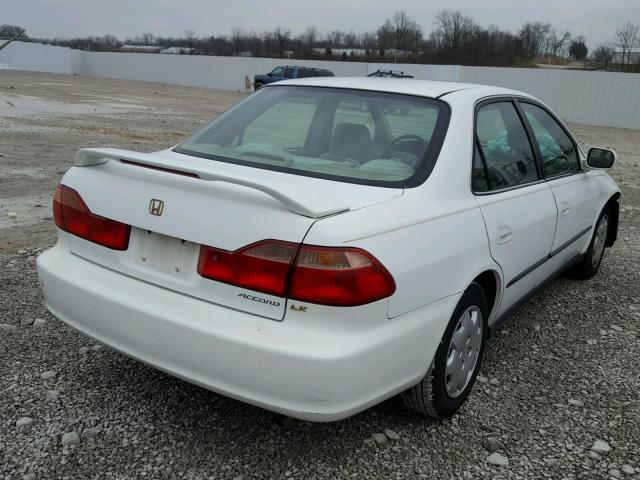 1HGCG5649XA058128 - 1999 HONDA ACCORD LX WHITE photo 4