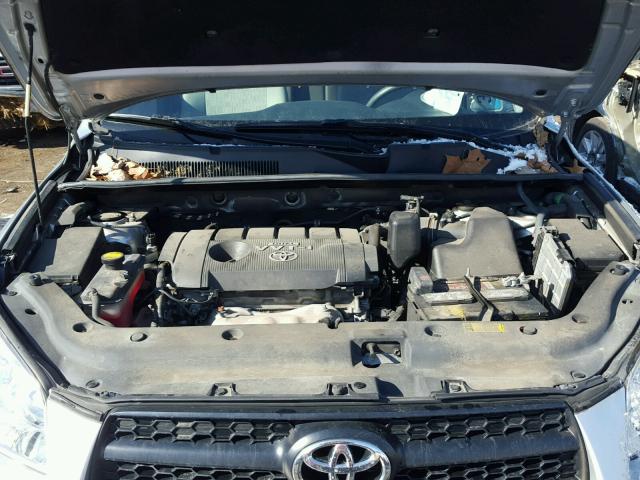 2T3ZF33V99W002904 - 2009 TOYOTA RAV4 SILVER photo 7