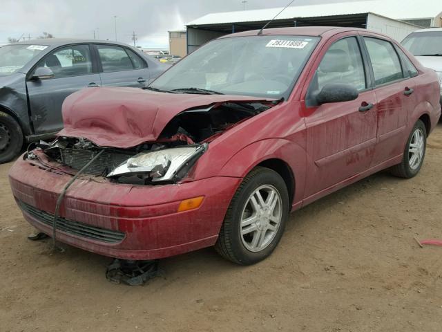 1FAHP34332W111071 - 2002 FORD FOCUS SE RED photo 2