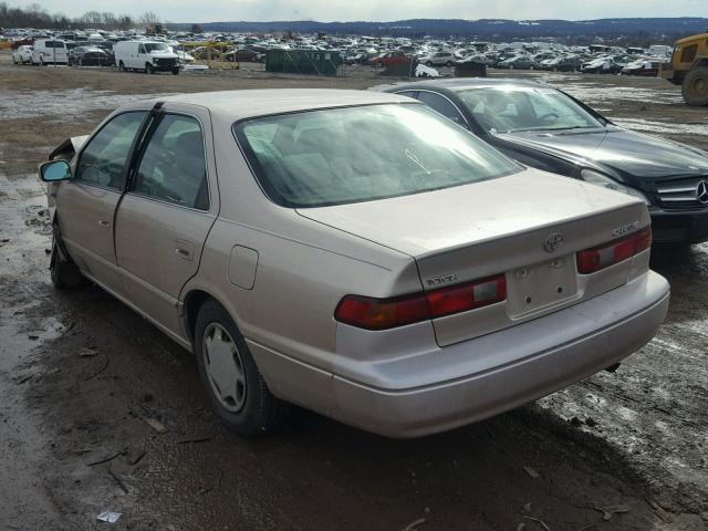 4T1BG22K0WU351616 - 1998 TOYOTA CAMRY CE BEIGE photo 3