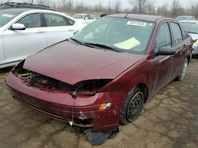 1FAHP34N77W355976 - 2007 FORD FOCUS ZX4 RED photo 2