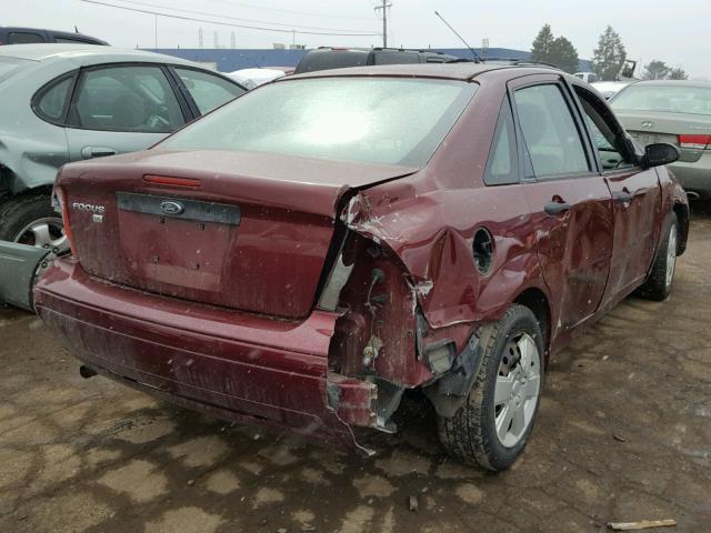 1FAHP34N77W355976 - 2007 FORD FOCUS ZX4 RED photo 4