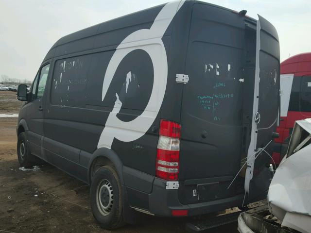 WD3PE7CD2HP527137 - 2017 MERCEDES-BENZ SPRINTER 2 BLACK photo 3