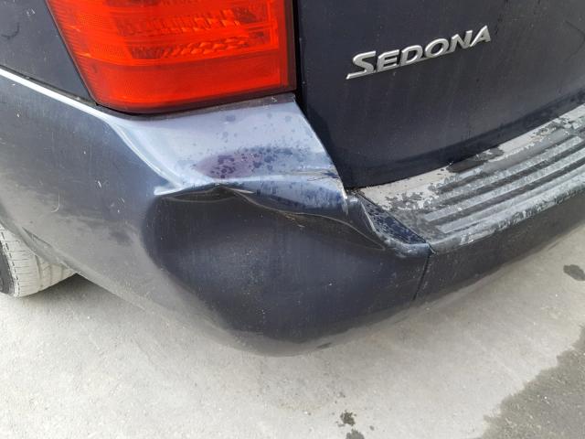 KNDMB233666015119 - 2006 KIA SEDONA EX BLUE photo 9