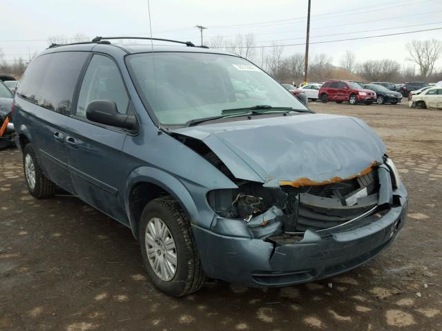 2A4GP44R16R601386 - 2006 CHRYSLER TOWN & COU BLUE photo 1