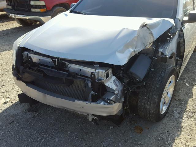 1G11B5SAXDF127979 - 2013 CHEVROLET MALIBU LS ვერცხლისფერი ფოტო 9