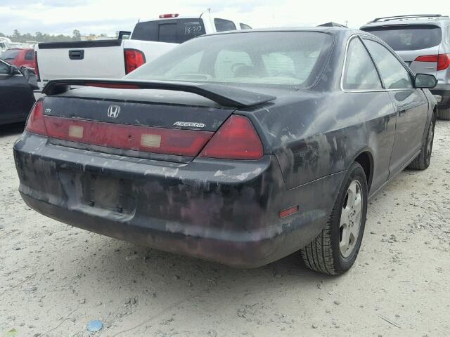 1HGCG2254WA032550 - 1998 HONDA ACCORD EX BLACK photo 4