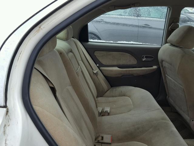 KMHWF35H04A969527 - 2004 HYUNDAI SONATA GLS WHITE photo 6