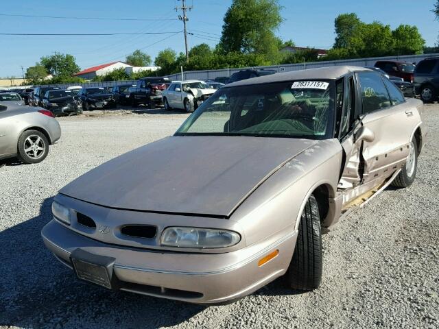 1G3HN52K5X4803051 - 1999 OLDSMOBILE 88 BASE BEIGE photo 2