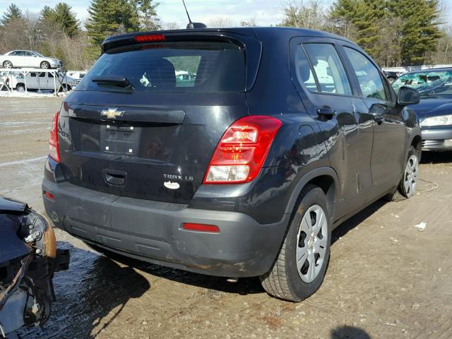 3GNCJKSB6FL252763 - 2015 CHEVROLET TRAX LS BLACK photo 4