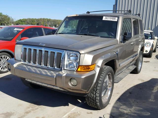 1J8HG58N46C293753 - 2006 JEEP COMMANDER GOLD photo 2