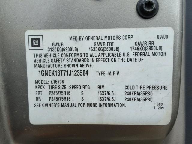 1GNEK13T71J123504 - 2001 CHEVROLET TAHOE K150 BEIGE photo 10