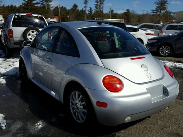 3VWCK31C15M417114 - 2005 VOLKSWAGEN NEW BEETLE 银色 照片 3