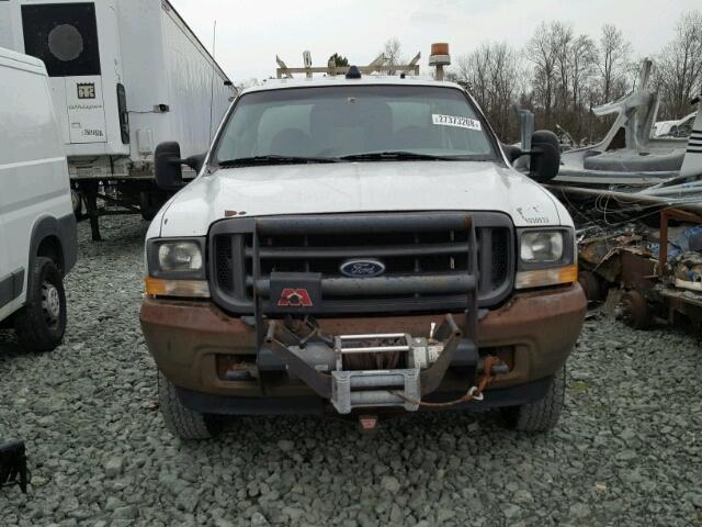 1FTNF21L32EB57679 - 2002 FORD F250 SUPER WHITE photo 9