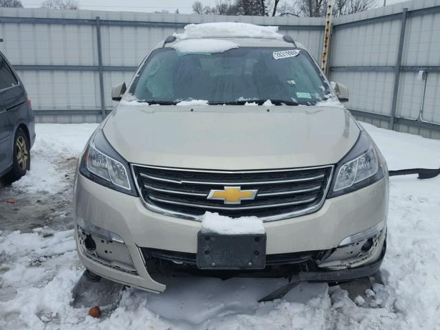 1GNKVGKD2DJ130467 - 2013 CHEVROLET TRAVERSE L BEIGE photo 9