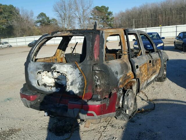 1GNDT13S542121457 - 2004 CHEVROLET TRAILBLAZE BURN photo 4