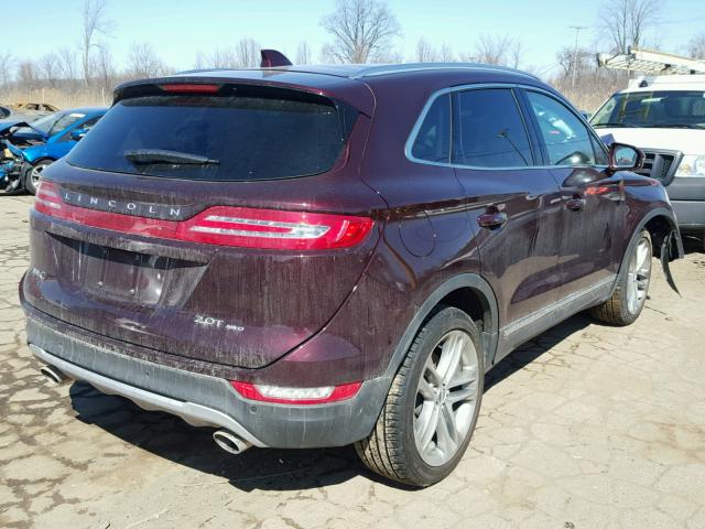 5LMCJ3D91HUL70696 - 2017 LINCOLN MKC RESERV MAROON photo 4