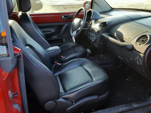 3VWRF31Y96M305835 - 2006 VOLKSWAGEN NEW BEETLE 红色 照片 5