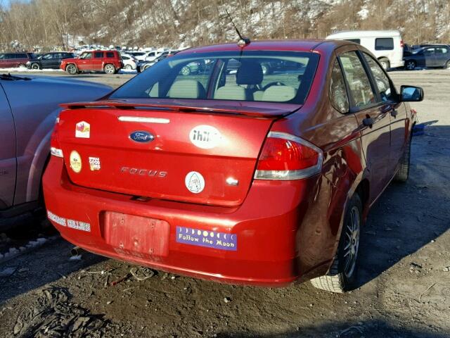 1FAHP3FN0AW194097 - 2010 FORD FOCUS SE RED photo 4