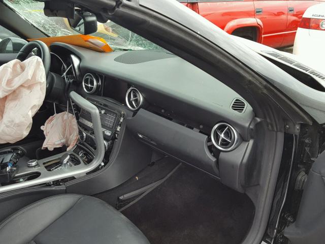 WDDPK3JA6HF140215 - 2017 MERCEDES-BENZ SLC 300 BLACK photo 5