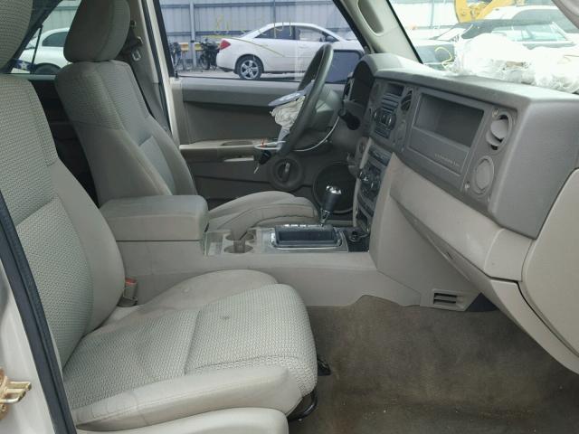 1J8HG48K17C505624 - 2007 JEEP COMMANDER თაფლისფერი ფოტო 5