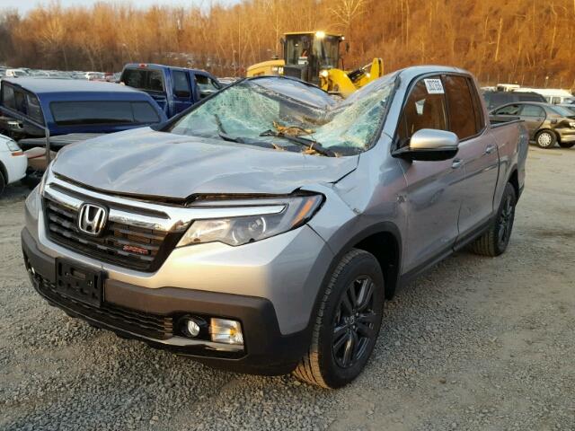 5FPYK3F1XJB010351 - 2018 HONDA RIDGELINE GRAY photo 2