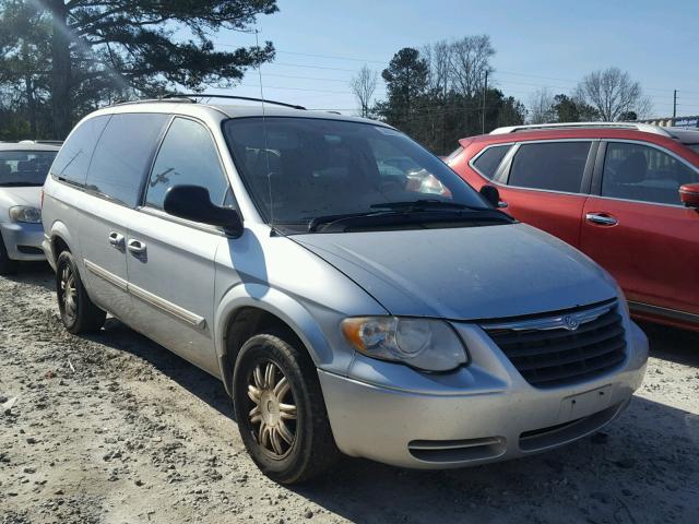 2A4GP54L46R906320 - 2006 CHRYSLER TOWN & COU SILVER photo 1