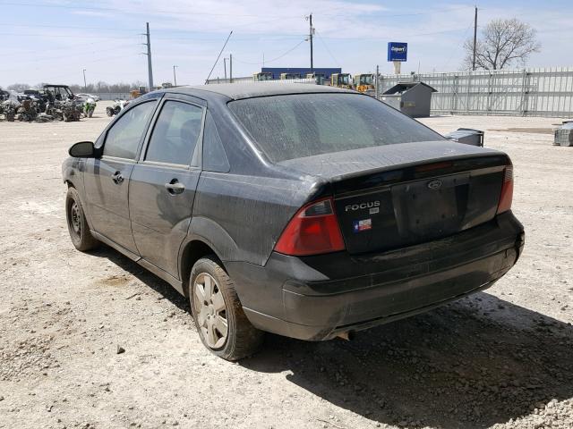 1FAFP34N57W336754 - 2007 FORD FOCUS ZX4 BLACK photo 3