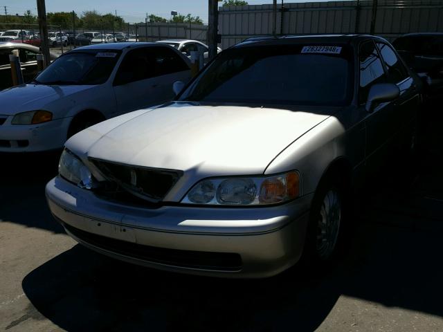 JH4KA9641WC006125 - 1998 ACURA 3.5RL SILVER photo 2