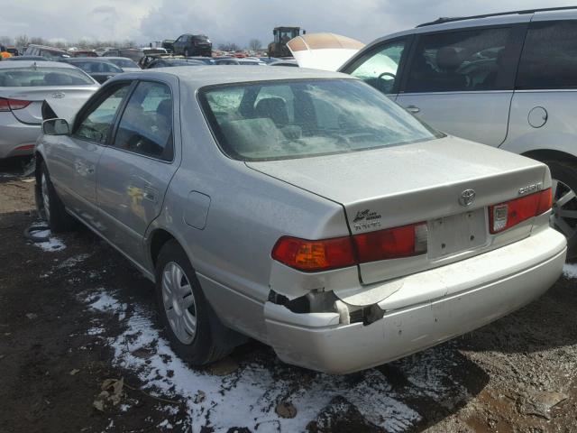 4T1BG22K41U070802 - 2001 TOYOTA CAMRY CE SILVER photo 3