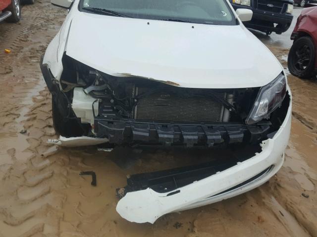 3FAHP0JA1AR429984 - 2010 FORD FUSION SEL WHITE photo 9