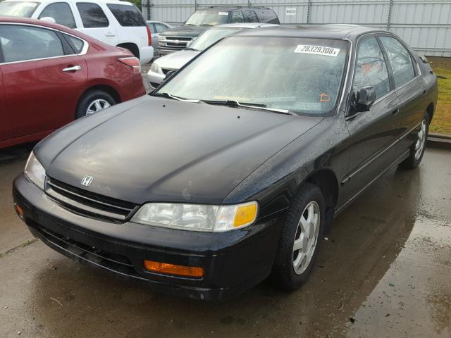 JHMCD5654RC018867 - 1994 HONDA ACCORD EX BLACK photo 2